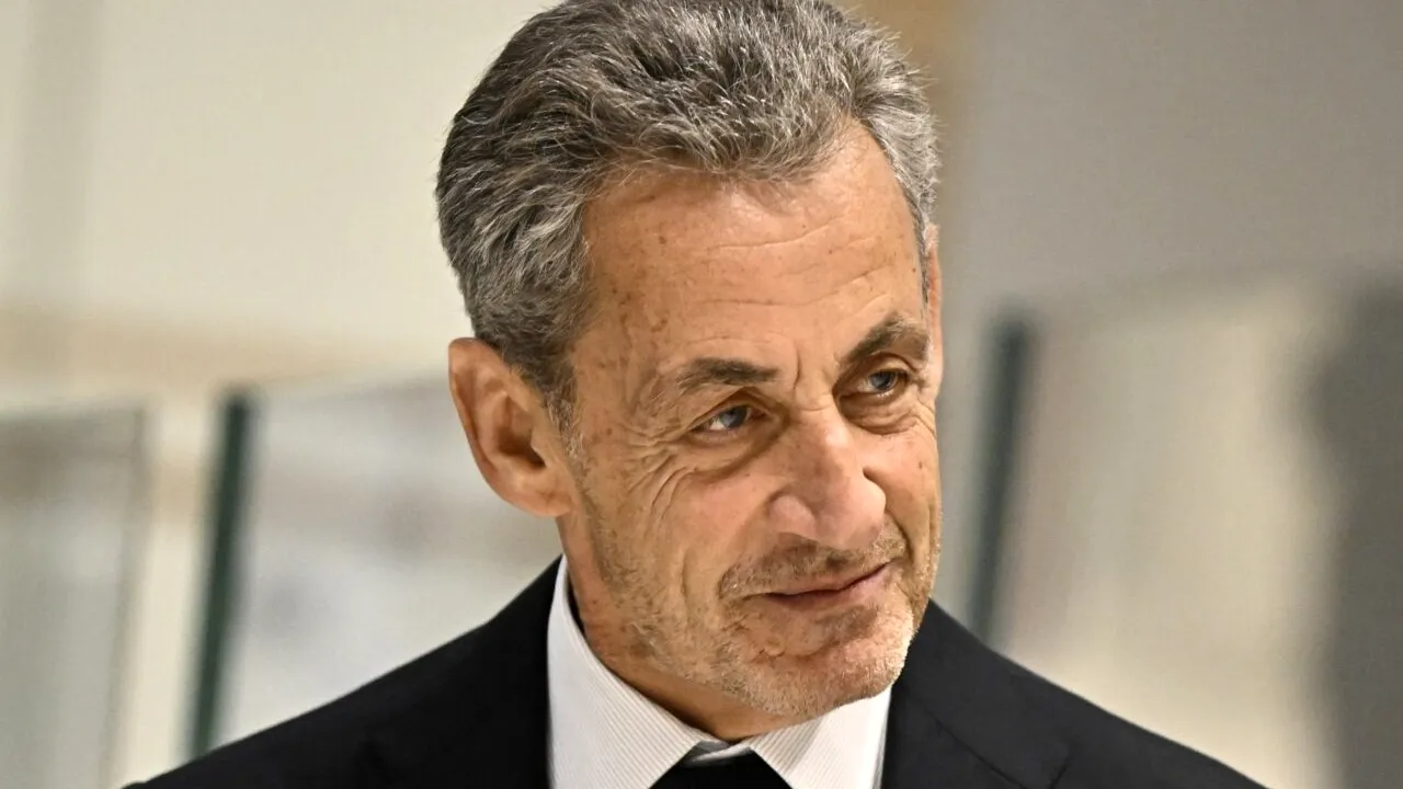 Sarkozy este primul fost președinte francez care merge la ÎNCHISOARE /Va ajunge în detenție indiferent dacă va contesta decizia în apel