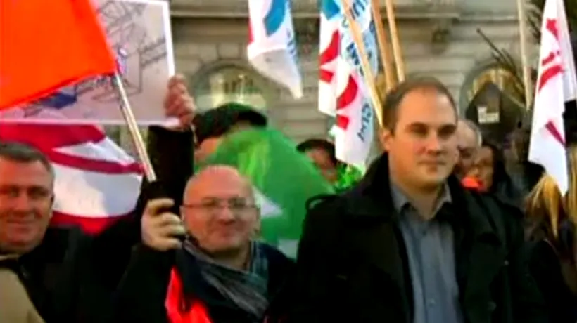 Sute de sindicaliști din domeniul feroviar, protest în fața Parlamentului European
