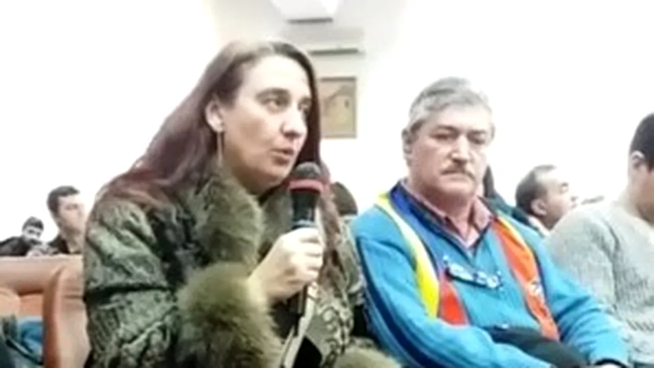 OUG 14, atacată în instanță de o inculpată pentru abuz în serviciu. Autoarea, către Florin Iordache: „Fiți bărbat de stat. Cei care ies în stradă au fost plătiți