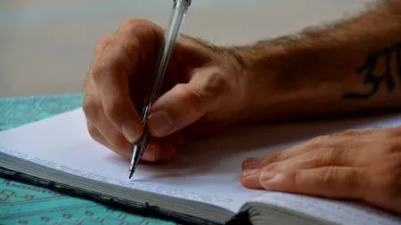 Apar noi informații despre cumplita crima de la Bran. Ce ar fi scris criminalul după ce a ucis doi oameni cu sânge rece