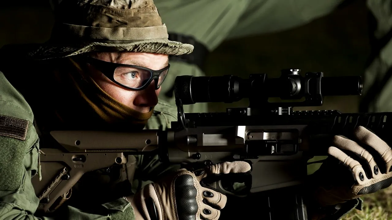 (P) 4 aspecte importante de care să ții cont în alegerea unei perechi de bocanci militari