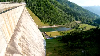 Raport devastator al Curţii de Conturi despre barajele din România: „Nu au autorizație. Stare accentuată de degradare, abandonate sau cu probleme”