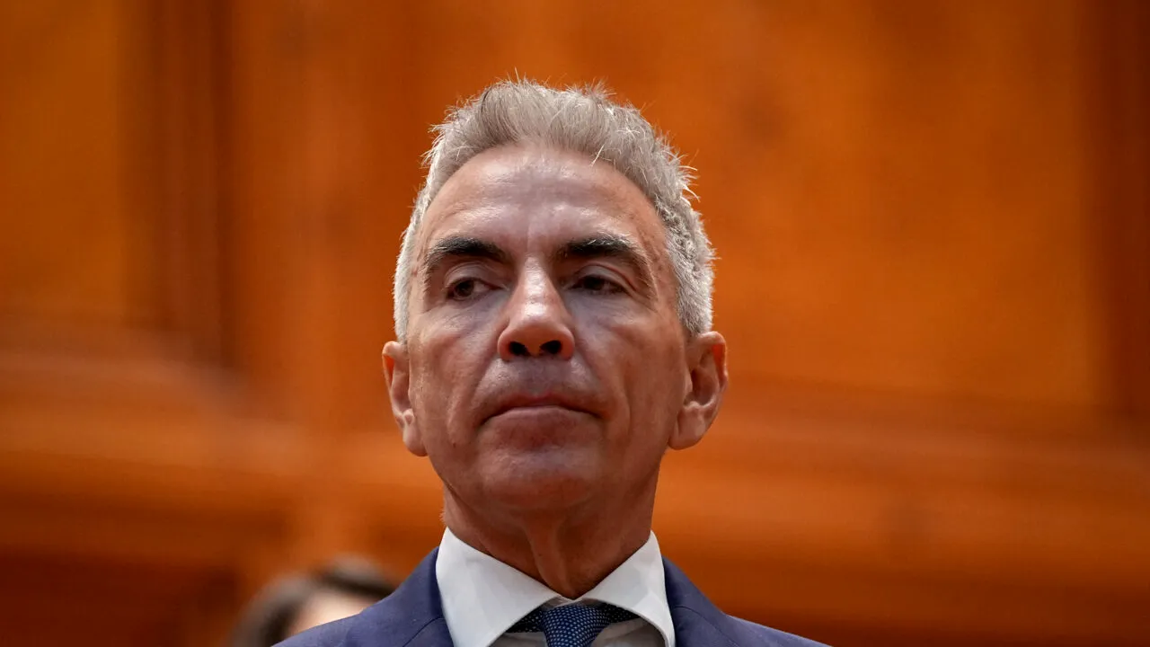 Reacția guvernului în cazul vicepremierului Dragoș Anastasiu, implicat într-un dosar de MITĂ confirmat de instanță