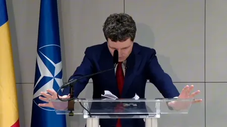 Nicușor Dan a avut un nou moment de blocaj. S-a întâmplat la o conferință de presă. Președintele și-a pierdut ideea și a înghețat în fața jurnaliștilor, după o întrebare banală