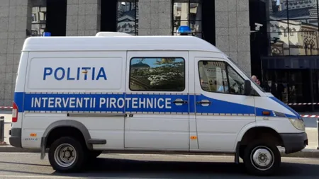 Geantă suspectă găsită în fața Prefecturii din Constanța. Ce au găsit pirotehniștii chemați să dezamorseze „bomba”
