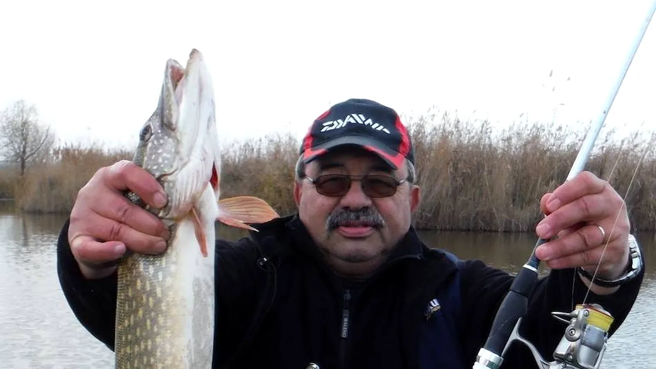 Victor Țăruș, prezentatorul emisiunii “Pescarul Hoinar” de la TVR, răpus de COVID-19