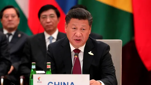 Xi Jinping îi transmite lui Putin că este gata să ajute la soluționarea crizei ucrainene