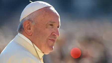 Etapele procesului de ÎMBĂLSĂMARE a Papei Francisc. Cum este pregătit trupul Pontifului pentru a fi expus fără semne de descompunere