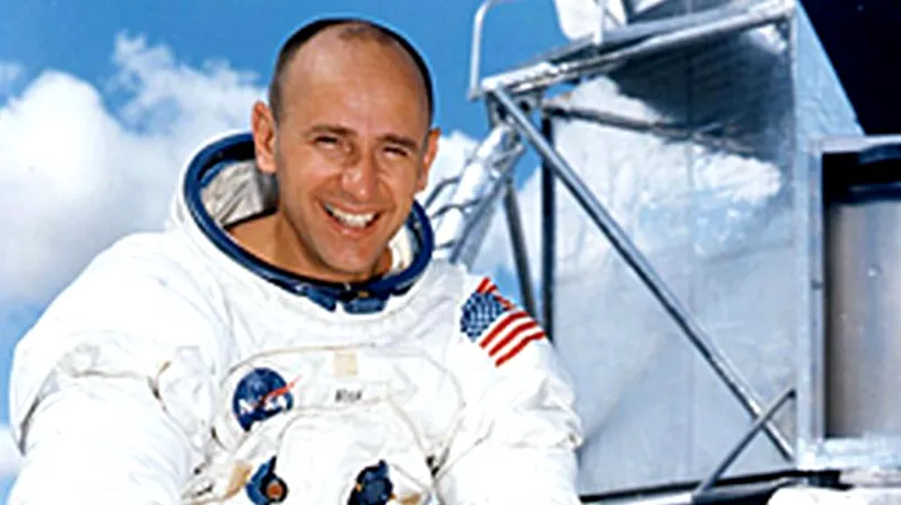 Alan Bean, membru al echipajului misiunii Apollo 12, a murit la vârsta de 86 de ani