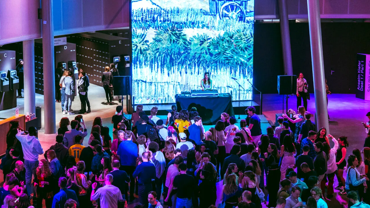 Concert cu scandal la Iași, după invitația lui 