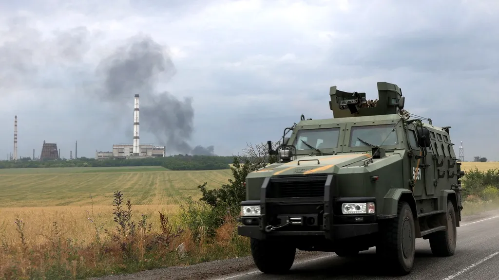 LIVE UPDATE | Războiul din Ucraina, ziua 128. Trupele ruse s-au retras din Insula Șerpilor, dar își continuă ofensiva la Lysychansk