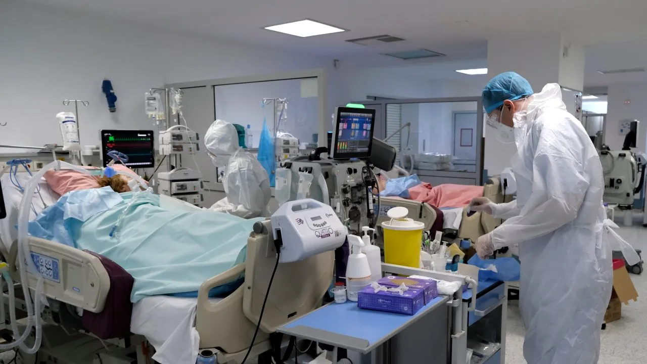 Tânăr de doar 23 de ani, mort din cauza COVID. Băiatul nu era vaccinat