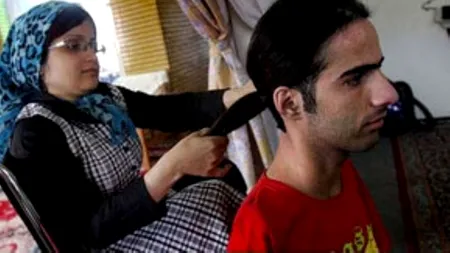 ÎNVINGĂTORII: poveștile exemplare care-ți redau încrederea în umanitate. A cincea imagine din această colecție este pur și simplu COPLEȘITOARE