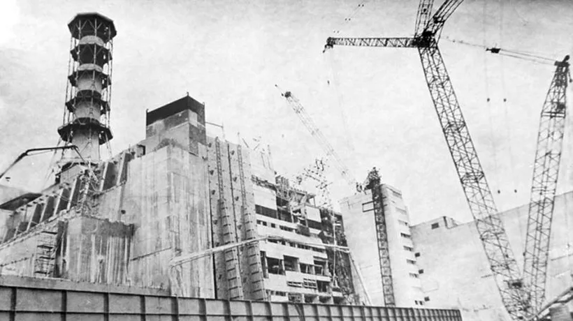 Fotografiile care le-au adus MOARTEA. Doi dintre cei patru fotografi care au surprins dezastrul de la Cernobîl din interiorul centralei AU MURIT din cauza iradierii