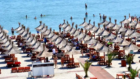 Gradul de ocupare al stațiunilor de pe litoral a ajuns la 80%. Se anunță WEEKEND plin la mare