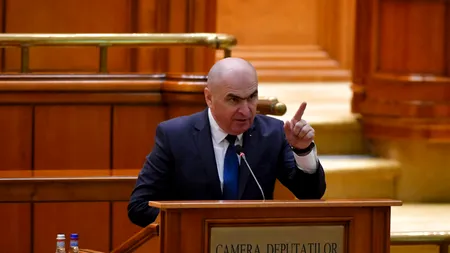 Ponta acuză Guvernul Bolojan că facilitează abandonul școlar prin proiectul de lege care taie bursele sociale pe perioada vacanțelor