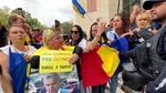 Cum au primit susținătorii lui Călin Georgescu vestea eliberării acestuia. Oamenii aflați la Tribunal au izbucnit în lacrimi. „Căline, Căline, poporul e cu tine!”