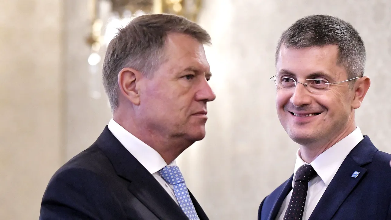 Iohannis - jocurile foamei de voturi