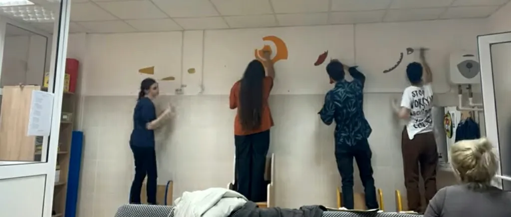 FOTO: Gest emoționant. Elevii Liceului de Arte din Târgoviște au pictat camere de TERAPIE pentru copiii cu autism și Sindrom Down
