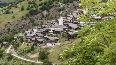 Șase orașe superbe din Europa își caută locuitori, iar autoritățile oferă și BANI pentru a te muta acolo. Cu ce sume ai putea lua viața de la zero