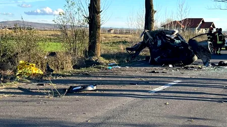 Doi MORȚI și un rănit în urma unui accident cumplit în Timiș