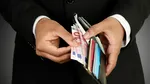 Venitul mediu net din România a crescut din nou! Câți bani încasează CAMPIONII la salarii, în timp ce alții abia ating media europeană