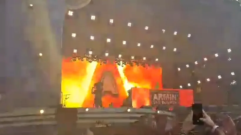 Armin van Buuren a mixat ȘAPTE ORE la UNTOLD. Show incendiar de CARTEA RECORDURILOR
