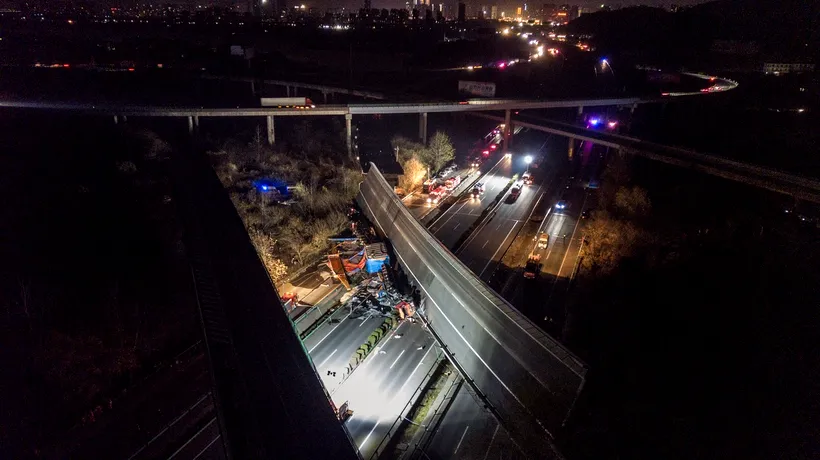 Tragedie în China. Patru persoane au murit după ce un pod s-a prăbușit peste o autostradă