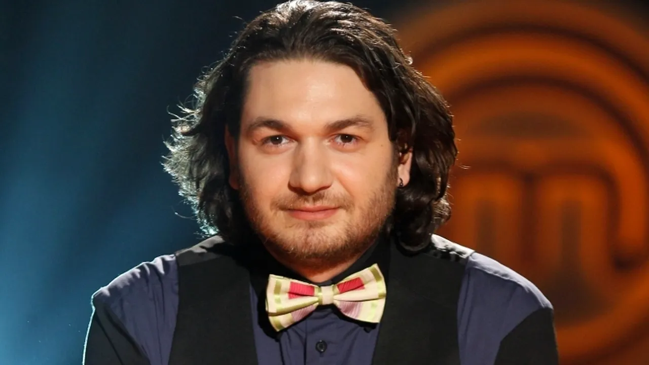 Trei concurenți din MASTERCHEF, sezonul 2, lucrează în bucătăria lui Florin Dumitrescu