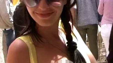 Acest cuplu din Rusia s-a dus la Marile Piramide și a făcut o înregistrare video „deocheată