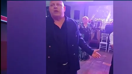 Florin Salam, ACUZAT că nu a cântat la o nuntă, deși fusese plătit 20.000 de euro. Avocata manelistului spune că artistul s-a internat în spital