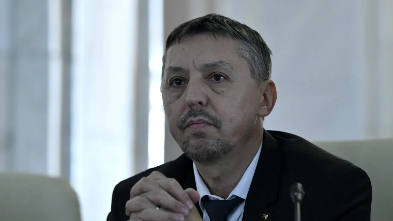 Ministrul Daniel DAVID, de Ziua Internațională a Educației:  „Modernizarea înseamnă întoarcerea la esența educației”