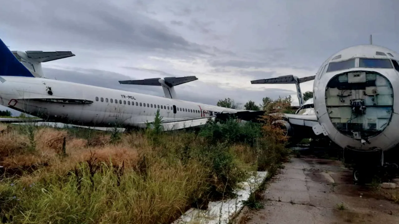 FOTO | ANAF scoate la licitație șapte mari AVIOANE de pasageri. Cu cât se vinde cea mai ieftină aeronavă