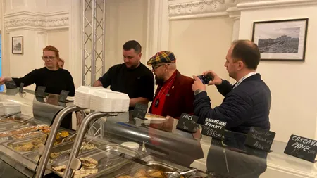 Piedone a închis restaurantul de la Camera Deputaților, pentru 6 luni. Peste 700 kg de carne expirată și gândaci morți în bucătărie