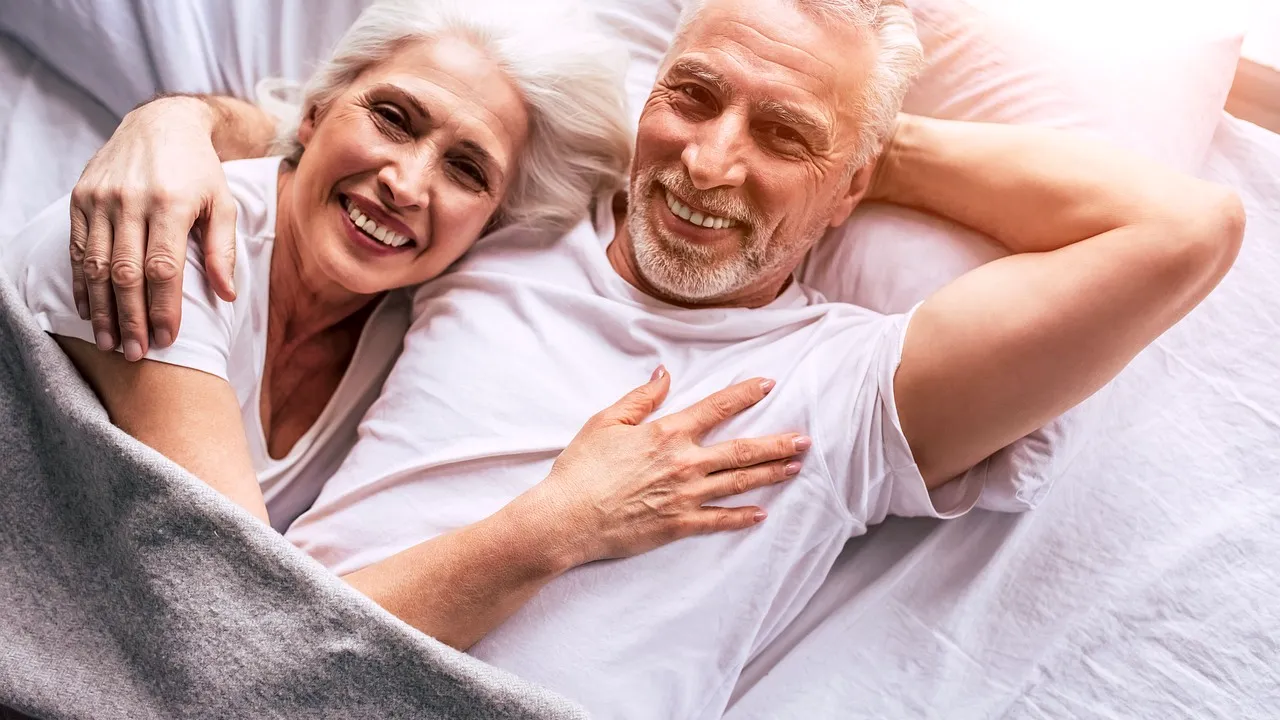 Un nou studiu arată că părul cărunt apare când organismul distruge celulele predispuse la cancer