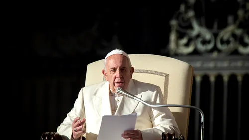 Papa Francisc cere autorităților din întreaga lume să oprească „naufragiul civilizației”