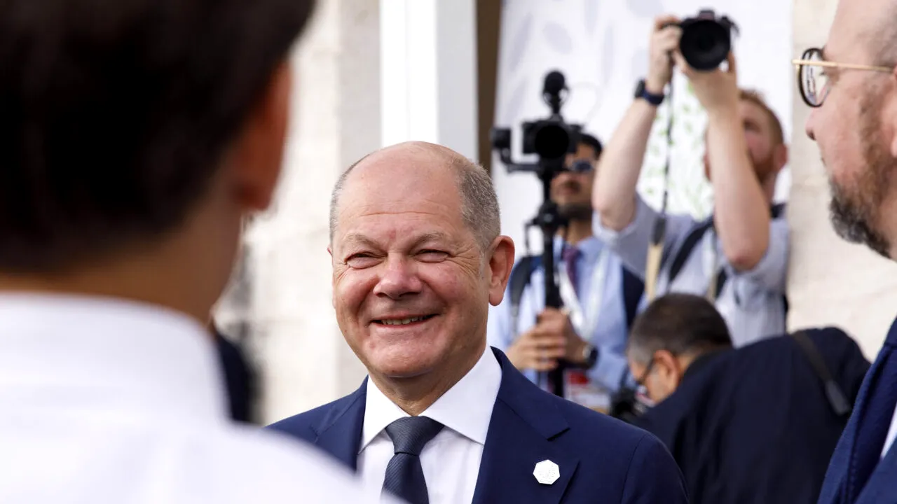 Olaf Scholz se așteaptă la o decizie RAPIDĂ asupra următorului șef al Comisiei/„Trăim vremuri DIFICILE și e important să știm ce ne rezervă viitorul”