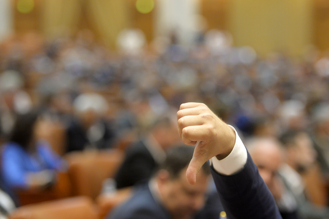 Gest în Parlament