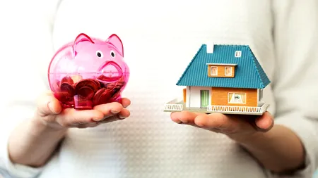 Ce SALARIU trebuie să ai pentru un credit de 50.000 de euro. Ce rată o să plătești lunar