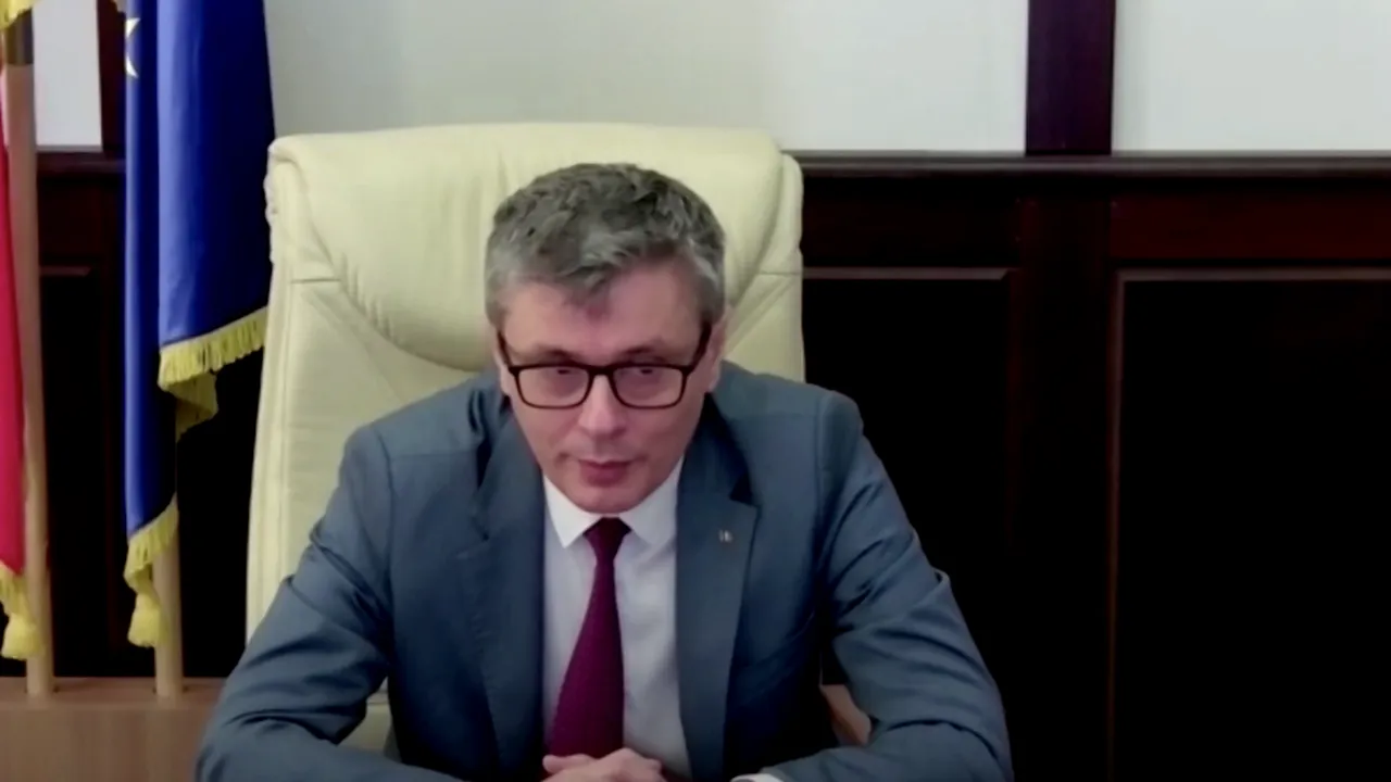 8 ȘTIRI DE LA ORA 8. Virgil Popescu, ministrul Energiei: Furnizorii își bat joc de români