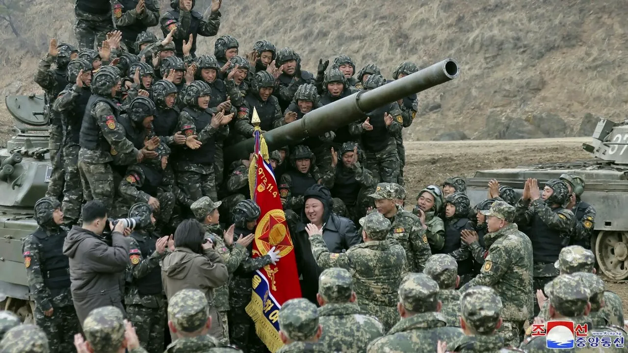Cum sunt „motivați” soldații lui Kim Jong-Un să moară pentru Rusia? Confirmarea implicării Coreei de Nord alături de Rusia: „Sunteți înconjurați”