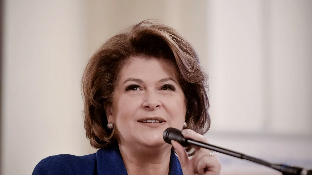 ROVANA PLUMB, propusă ministru interimar la EDUCAȚIE, după demisia lui Valentin Popa, în discuției cu Liviu Dragnea