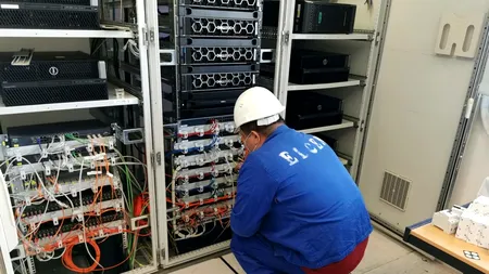 Doi electricieni ELCEN s-au electrocutat în timpul unei lucrări de revizie la CET Bucureşti Vest. Unul dintre ei a suferit arsuri pe 30% din corp