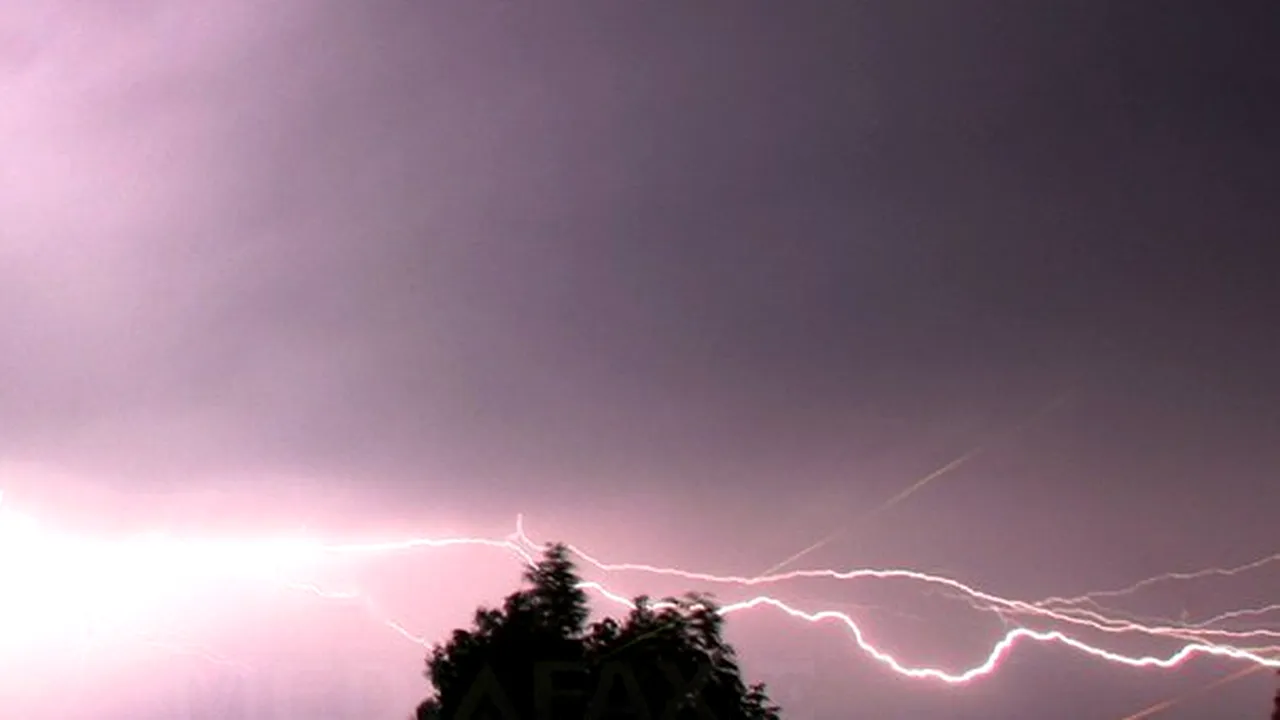 Furtuni în SUA. Cel puțin șapte persoane au murit