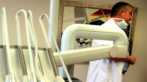 Opt ani de închisoare, în Franța, pentru dentistul groazei: Mi-a scos opt dinți dintr-o singură mișcare