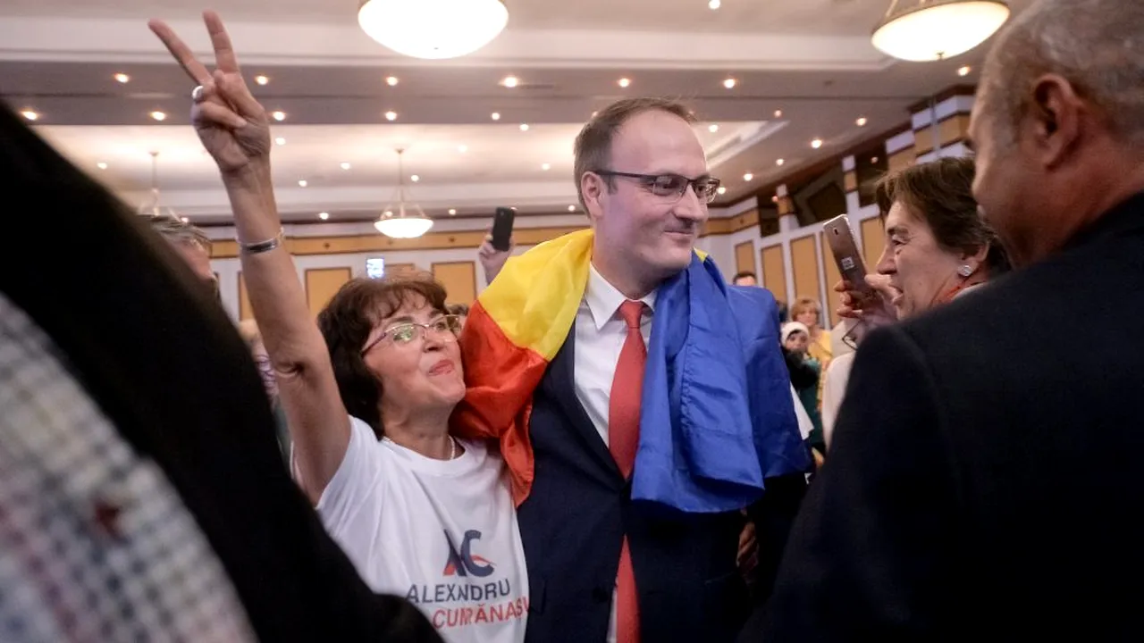 BREAKING. Dosar penal în cazul clipurilor publicate de Alexandru Cumpănașu pe TikTok! Acuzațiile sunt de instigare la ură împotriva profesorilor