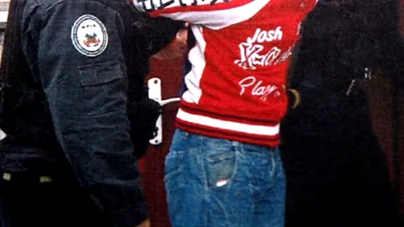 Tânăr din Bacău, aflat în arest la domiciliu, cercetat pentru tâlhărie și viol după ce a jefuit și agresat o bătrână