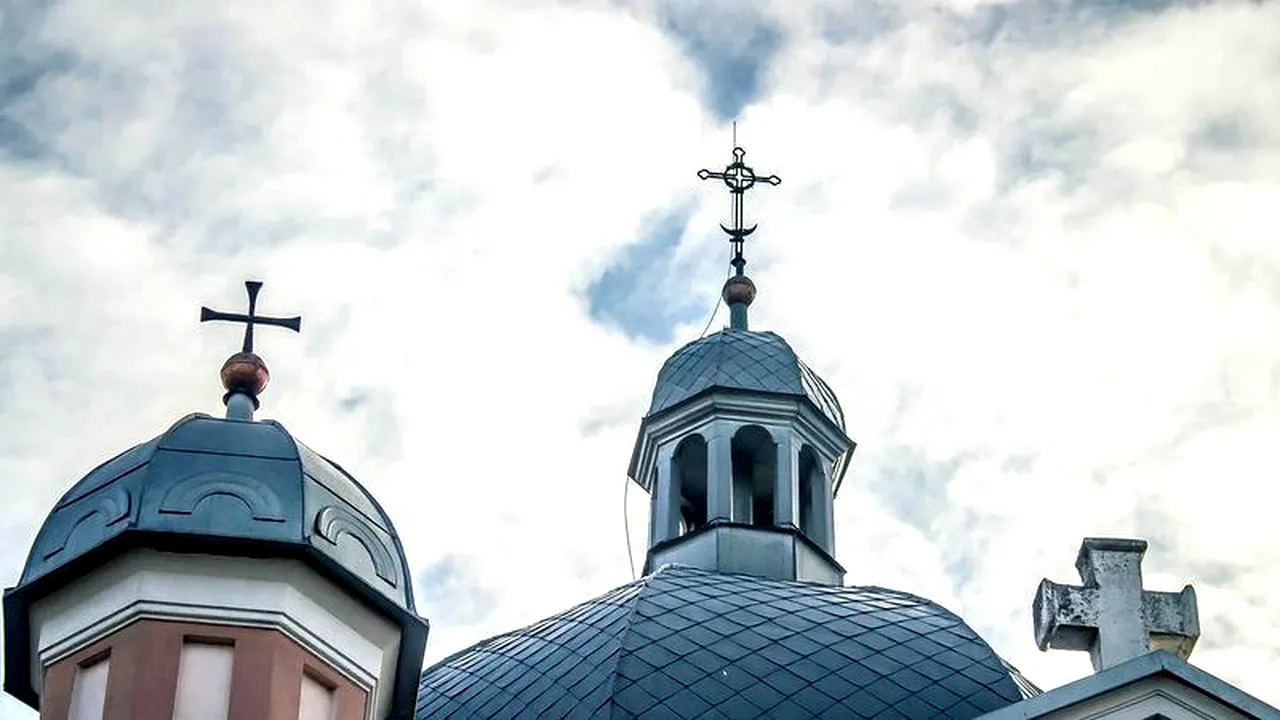 Slujba de Înviere va avea loc în aer liber. Regulile pentru Paștele ortodox, stabilite miercuri