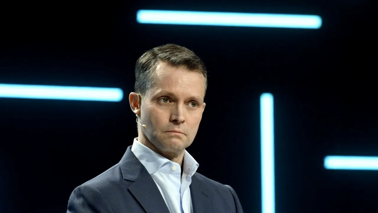 CEO-ul defunctului Nokia spune că istoria se repetă: Inteligența Artificială evoluează precum Internetul în anii 90