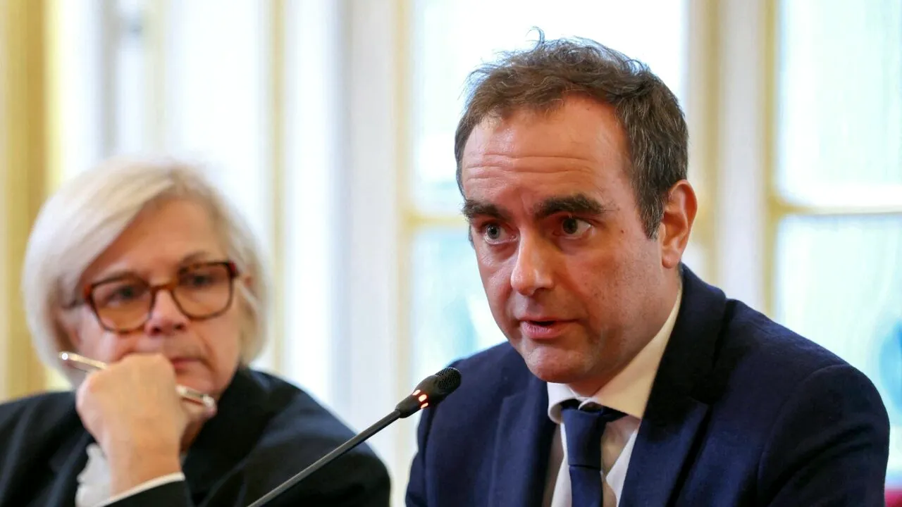 A 9-a zi de CRIZĂ în Franța. Lecornu prezintă declarația de politică generală în fața Adunării Naționale